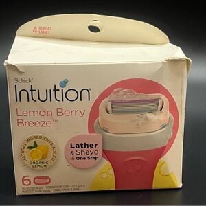 Schick Intuition Refill X4 Lemon Berry Breeze Razors for Women Intuition Razor